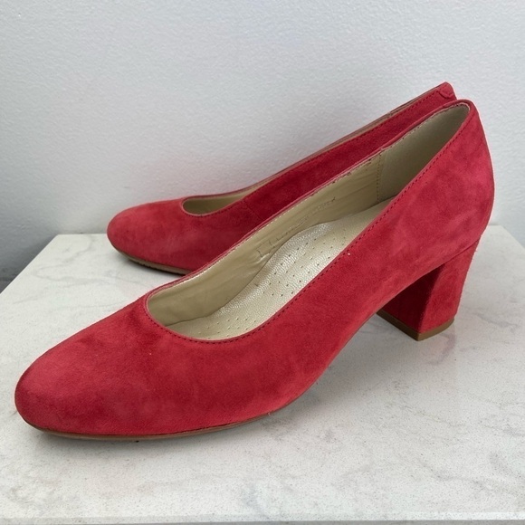 Eric Michael Abby Block Heel Suede Heels - Picture 7 of 12